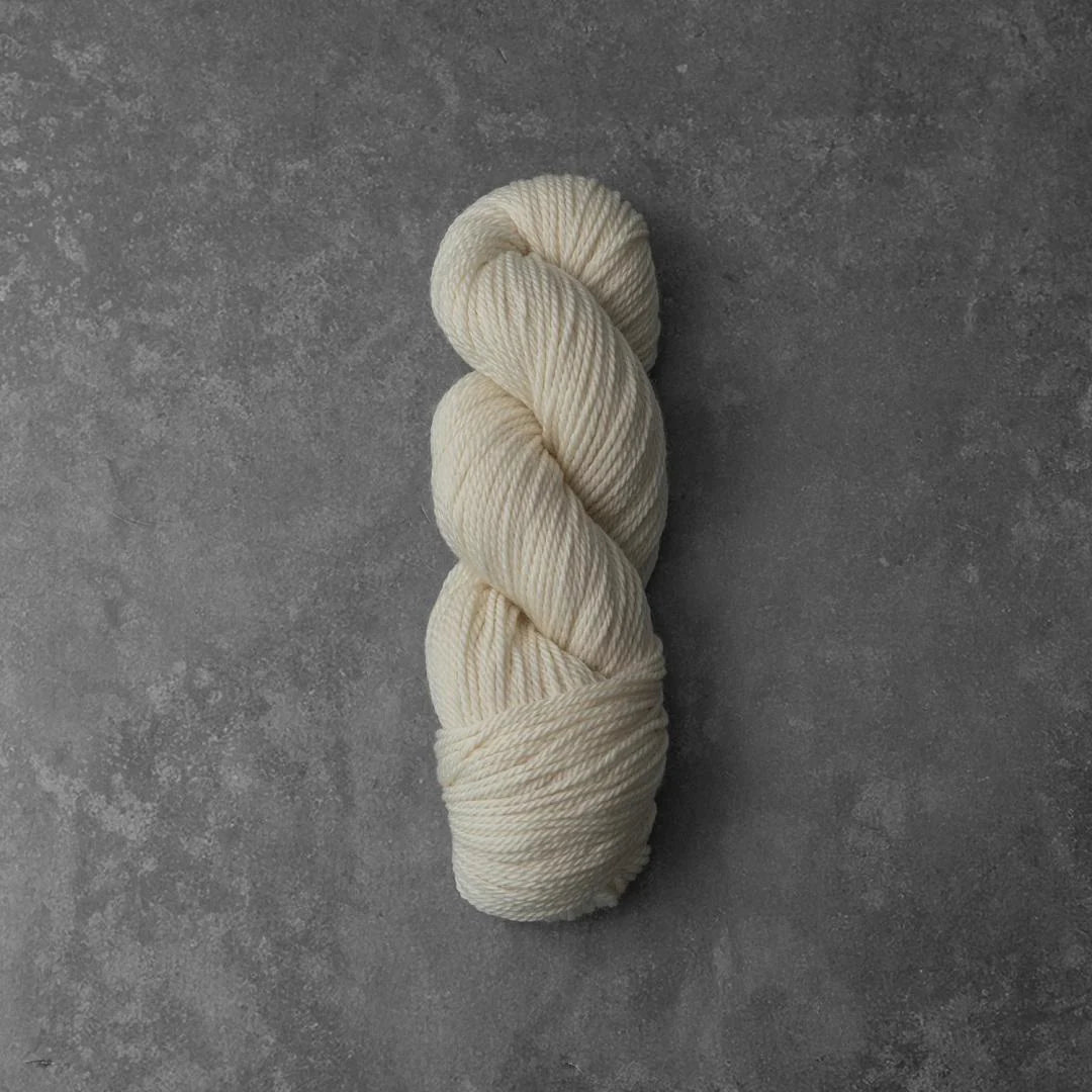 Alba - Worsted/Aran zum selber Färben
