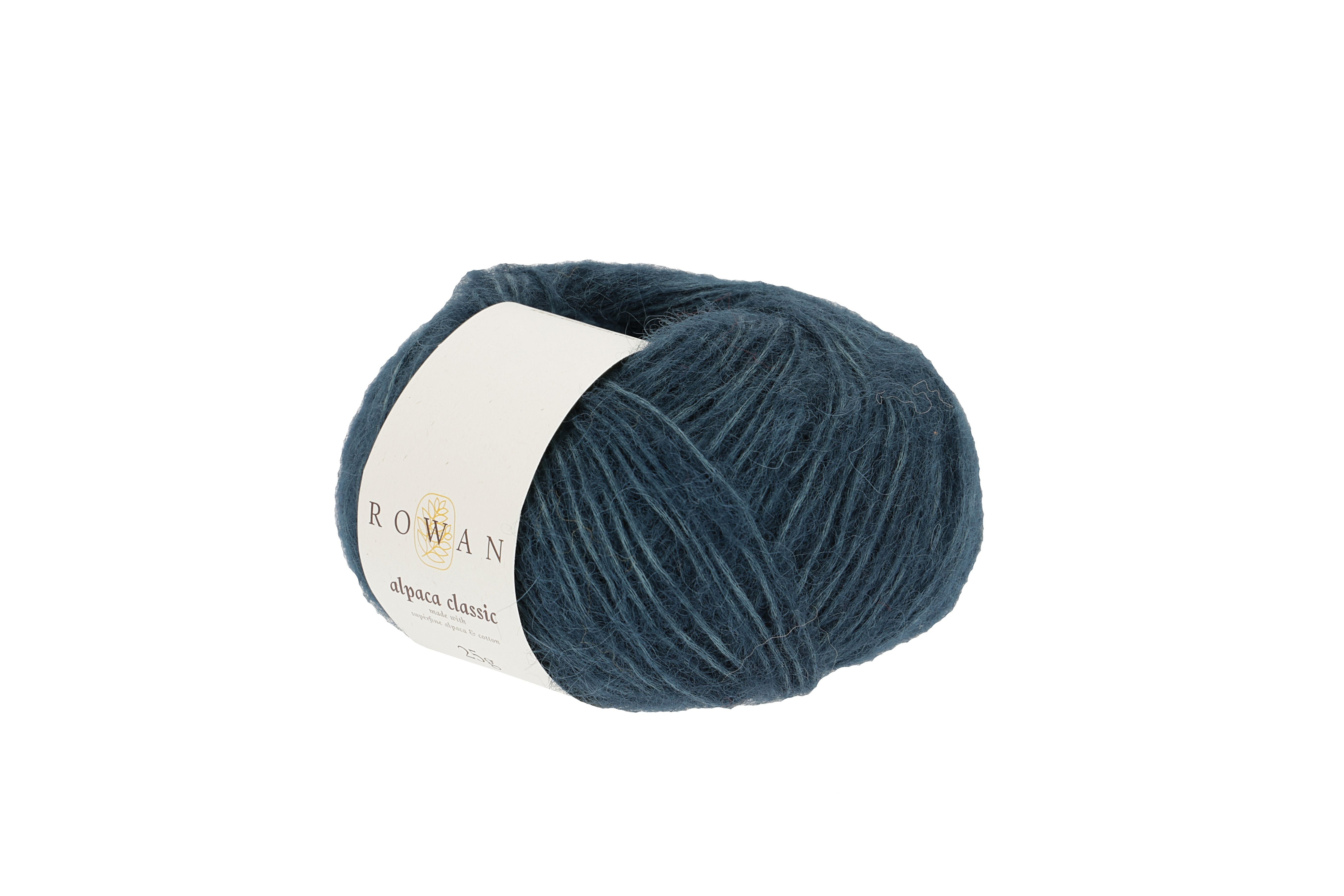 Alpaca Classic Rowan