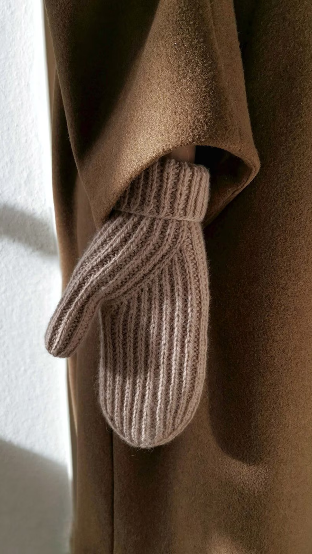 Ole Mittens - THE MERRY MERINO 140 - Strickset