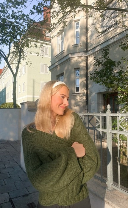 New Beginnings Cardigan - Anfänger Strickset mit Videotutorial