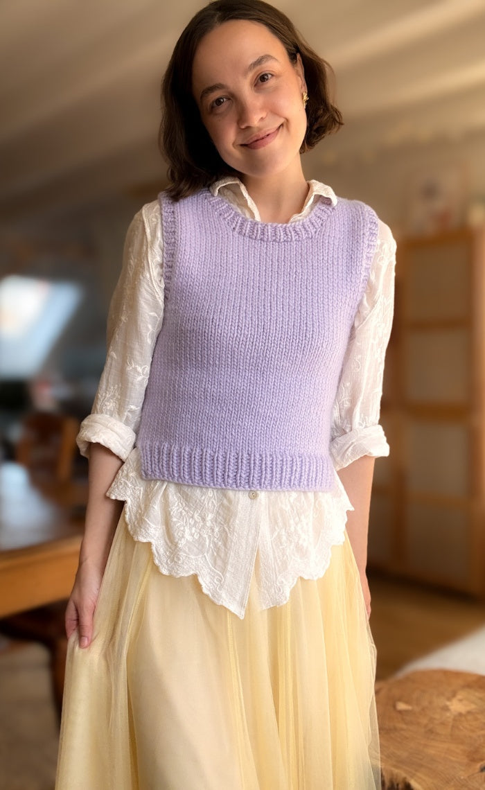 New Beginnings Sweater Vest - Beginner Knitting Kit with Videotutorial