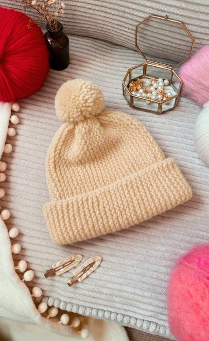 New Beginnings Hat - Beginner Knitting Kit with Video Tutorial