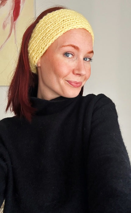 New Beginnings Stirnband - OONIQUE CHUNKY - Anfänger Strickset mit Videotutorial