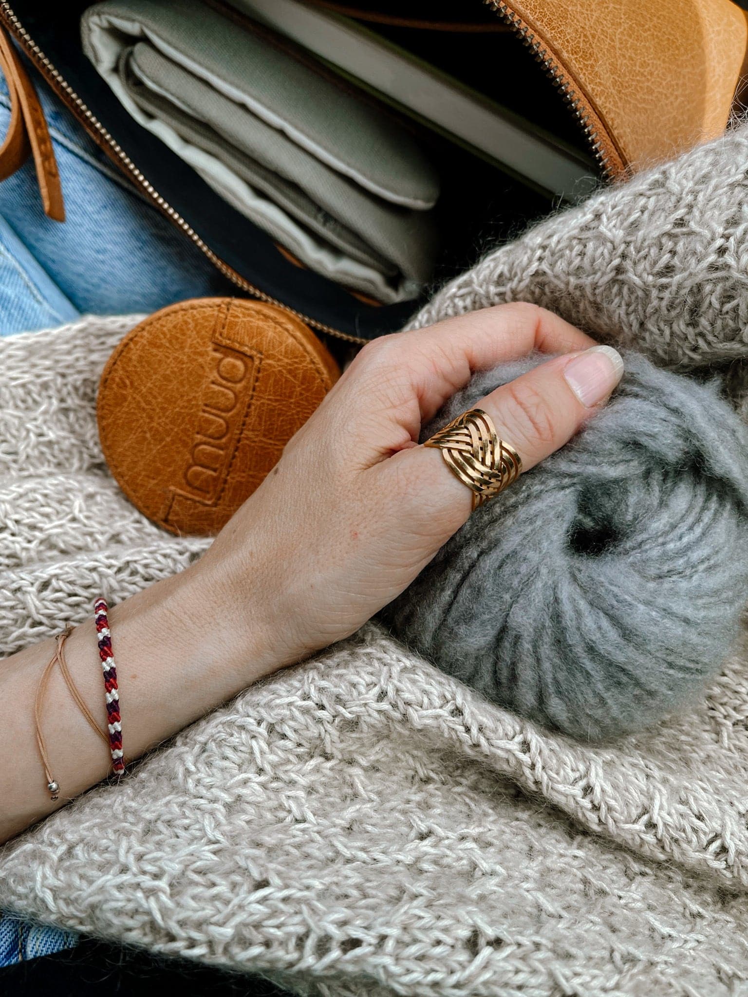 Cozy Cloud Sweater - ANLEITUNG von OONIQUE jetzt online kaufen bei OONIQUE