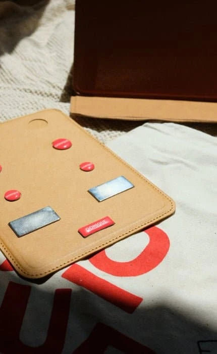 Anleitungshalter magnetisch - Maker's Board mit Beutel von OONIQUE jetzt online kaufen bei OONIQUE