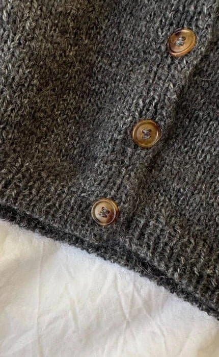 Copenhagen Cardigan - TYNN PEER GYNT & TYNN SILK MOHAIR - Strickset von PETITE KNIT jetzt online kaufen bei OONIQUE