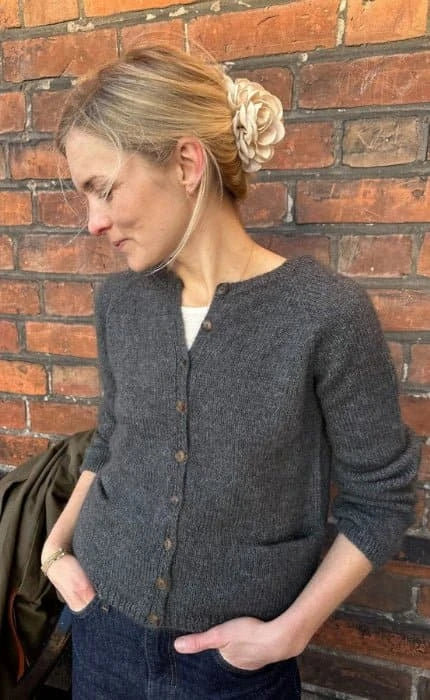 Copenhagen Cardigan - TYNN PEER GYNT & TYNN SILK MOHAIR - Strickset von PETITE KNIT jetzt online kaufen bei OONIQUE