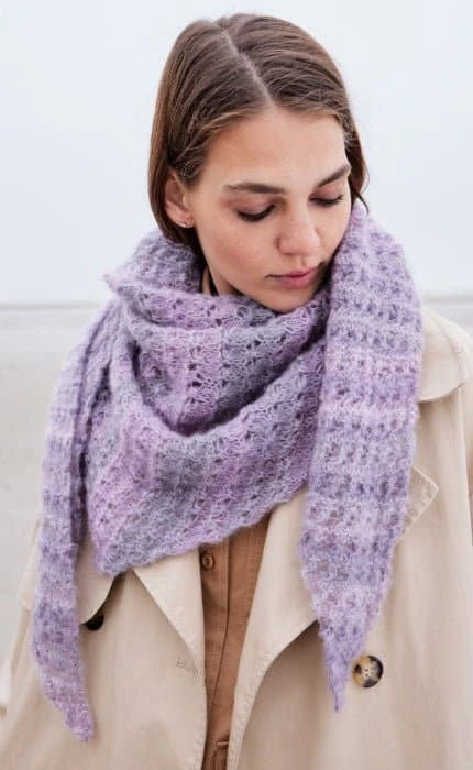 Dreieckstuch mit Strukturmuster - SILKHAIR PRINT - Strickset von LANA GROSSA jetzt online kaufen bei OONIQUE