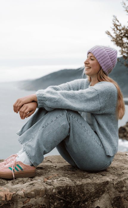 Emmi Cardigan - ECOPUNO CHUNKY - Strickpaket von MØCARA jetzt online kaufen bei OONIQUE