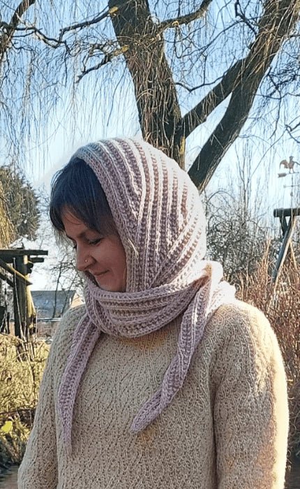 Enna Hooded Shawl - THE MERRY MERINO 70 - Strickpaket von IMKE VON NATHUSIUS jetzt online kaufen bei OONIQUE