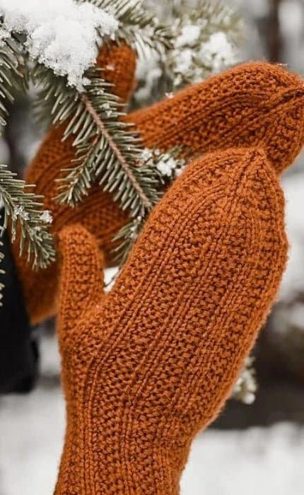 Erna Mittens - SUNDAY - Strickset von RUSTKNITWEAR jetzt online kaufen bei OONIQUE