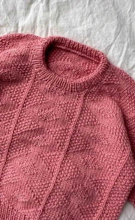 Esther Sweater Baby - TYNN PEER GYNT - Strickset von PETITE KNIT jetzt online kaufen bei OONIQUE