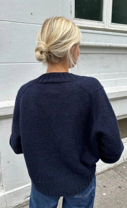 Eva Cardigan - PEER GYNT - Strickset von PETITE KNIT jetzt online kaufen bei OONIQUE