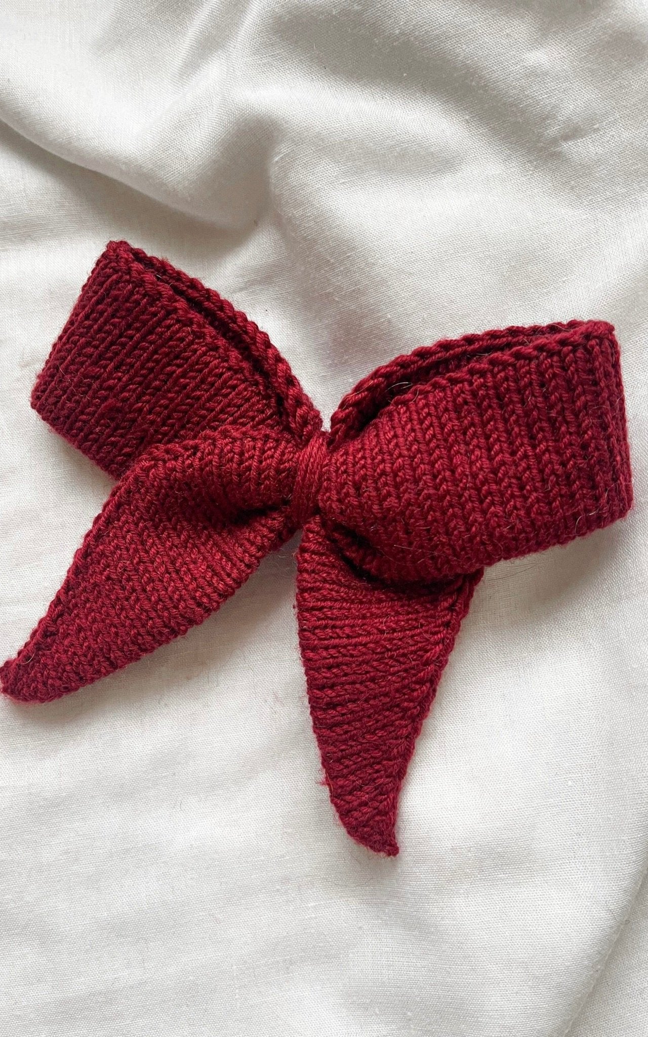 Gestrickte Schleife - COOL WOOL - Strickset von OONIQUE jetzt online kaufen bei OONIQUE