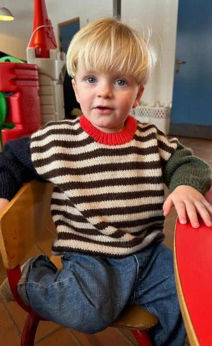 Holger Sweater - PEER GYNT - Strickset von PETITE KNIT jetzt online kaufen bei OONIQUE