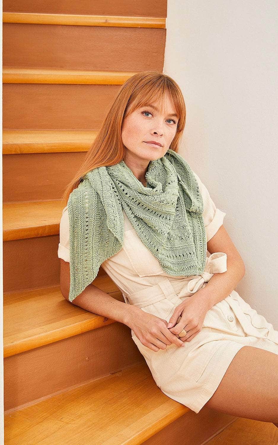 Tuch mit Sternchenmuster - LANDLUST SOMMERSEIDE - Strickset von LANA GROSSA jetzt online kaufen bei OONIQUE