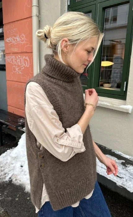 Lulu Slipover Chunky Edition - PEER GYNT - Strickset von PETITE KNIT jetzt online kaufen bei OONIQUE