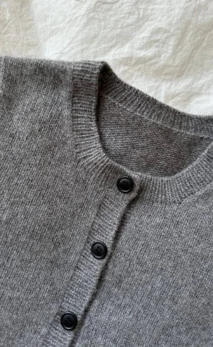 Maggie Cardigan - CASHMERE CLASSIC - Strickset von PETITE KNIT jetzt online kaufen bei OONIQUE