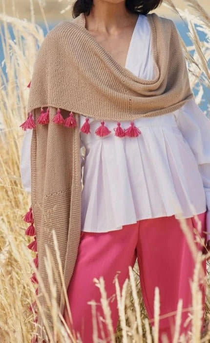 Monica Schal - AYNI BABYALPAKA MIT MAULBEERSEIDE - Strickpaket von AMANO jetzt online kaufen bei OONIQUE
