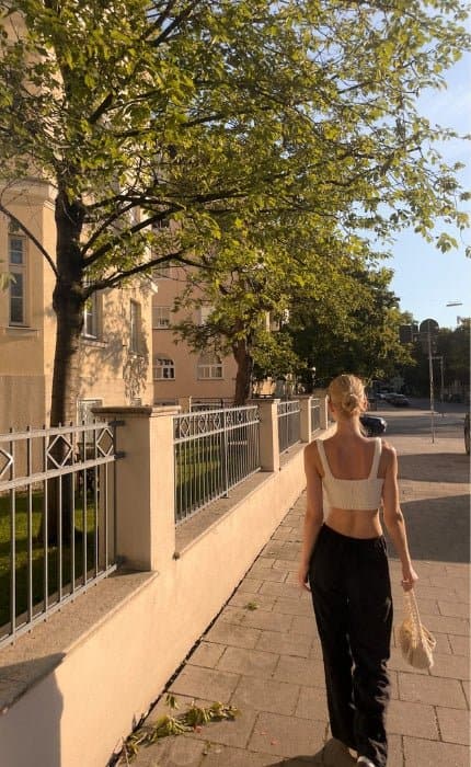 New Beginnings Top - Anfänger Strickset mit Videotutorial von OONIQUE STUDIO jetzt online kaufen bei OONIQUE