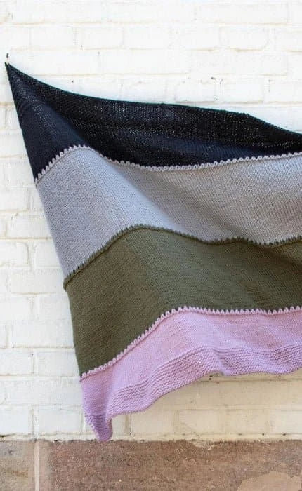 Plaid Big Vintage Drizzling Decke - ERIKA KNIGHT BIG VINTAGE WOOL GOTS - Strickpaket von ERIKA KNIGHT jetzt online kaufen bei OONIQUE