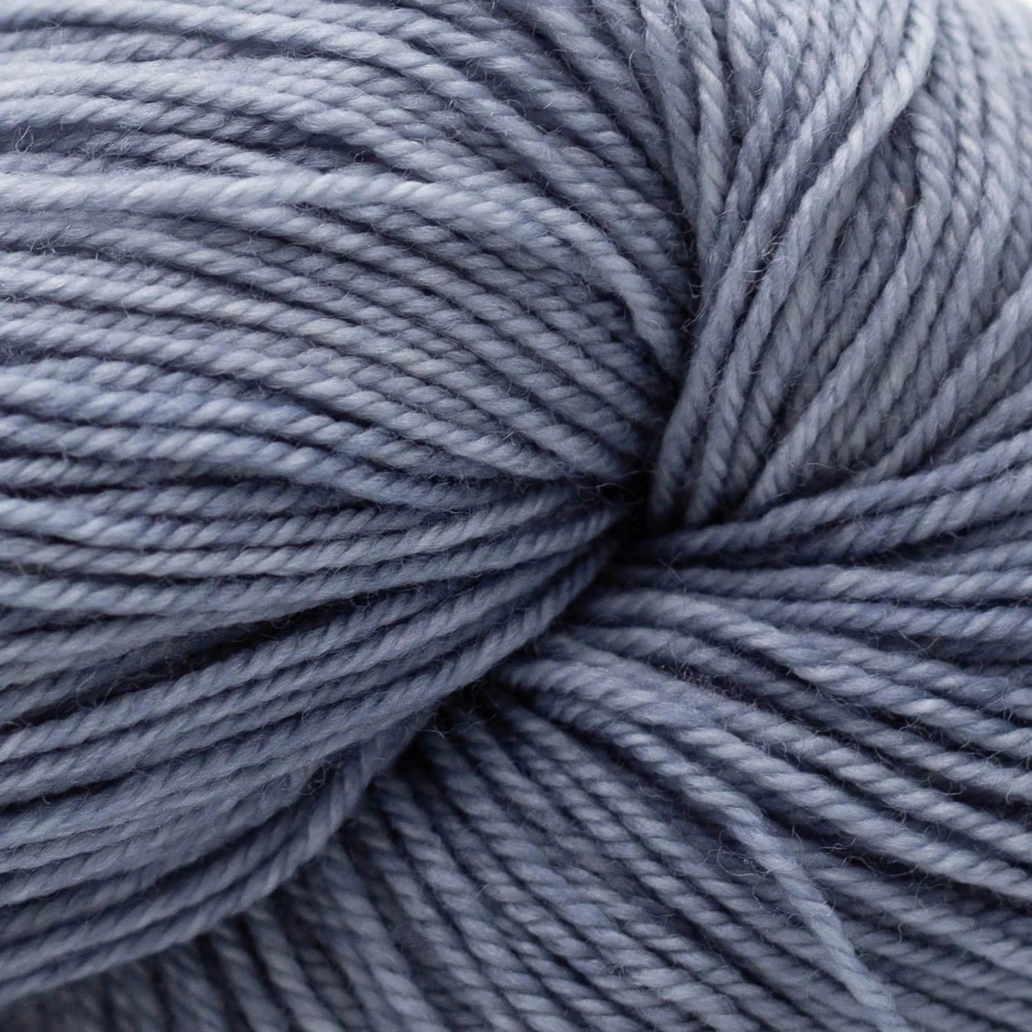 Proper Sock MINIS solids 20g handgefärbt von COWGIRL BLUES jetzt online kaufen bei OONIQUE