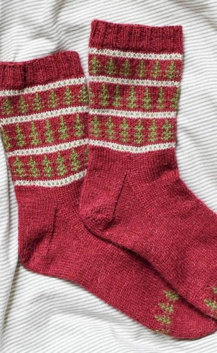 Tannenparade Socken - EDELWEISS ALPAKA 4 - FACH - Strickpaket von KREMKE SOUL WOOL jetzt online kaufen bei OONIQUE