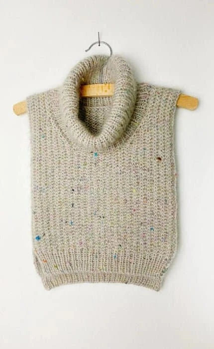 Wonderland Neck Warmer - SUNDAY & TYNN SILK MOHAIR - Strickset von SPEKTAKELSTRIK jetzt online kaufen bei OONIQUE