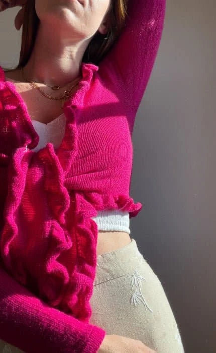 Ruffle Cardigan - CASHMERE CLASSIC - Strickset von OONIQUE jetzt online kaufen bei OONIQUE