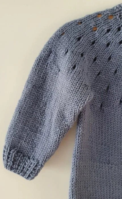 Glück Babyjacke - COOL WOOL - Strickset von STROFF jetzt online kaufen bei OONIQUE