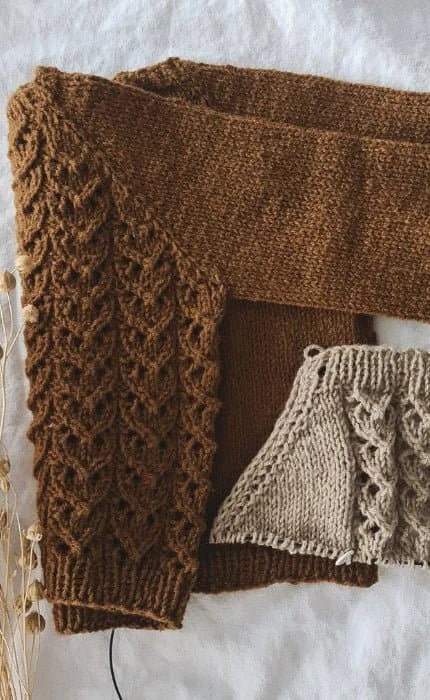 Hallo Welt Babyjacke - COOL WOOL BABY - Strickset von STROFF jetzt online kaufen bei OONIQUE