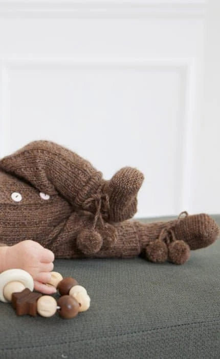 Schühchen mit Bommel - ECOPUNO - Strickset von LANA GROSSA jetzt online kaufen bei OONIQUE