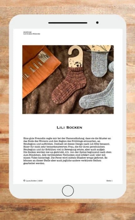 Lili Socken- ANLEITUNG von LAURA HOLFERT jetzt online kaufen bei OONIQUE
