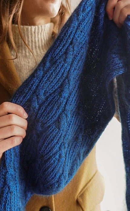 Minou Schal - SUNDAY & SILKHAIR - Strickset von KNITTING DEER jetzt online kaufen bei OONIQUE