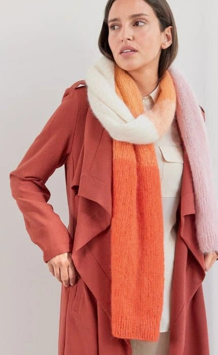 Schal mit Farbverlauf - SETASURI - Strickset von LANA GROSSA jetzt online kaufen bei OONIQUE