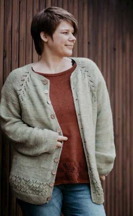 Edla Cardigan - ANLEITUNG von APPELBANNE DESIGN jetzt online kaufen bei OONIQUE
