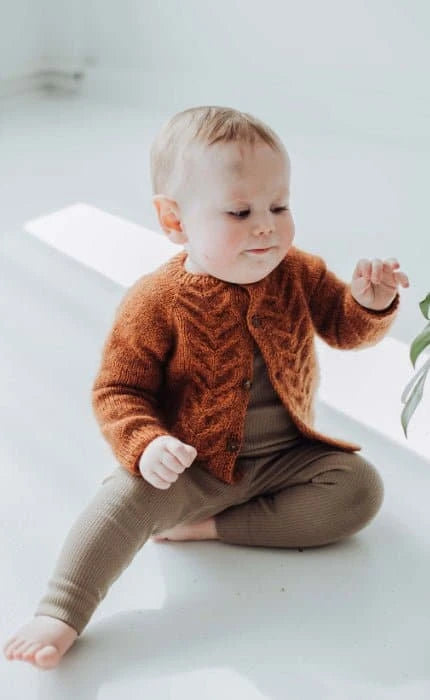 Björk Cardigan für Kinder - COOL WOOL BIG - Strickset von STROFF jetzt online kaufen bei OONIQUE
