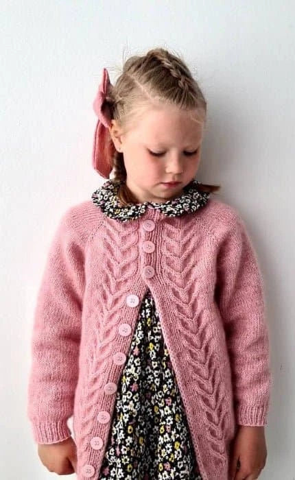 Björk Cardigan für Kinder - COOL WOOL BIG - Strickset von STROFF jetzt online kaufen bei OONIQUE