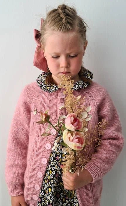 Björk Cardigan für Kinder - COOL WOOL BIG - Strickset von STROFF jetzt online kaufen bei OONIQUE