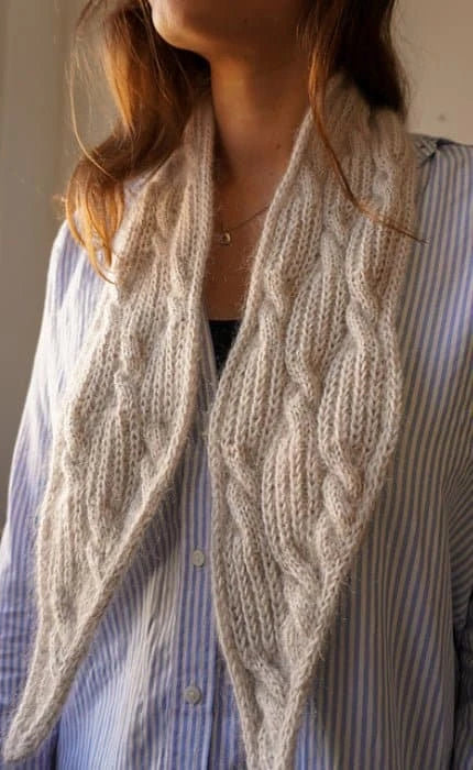 Minou Schal - SUNDAY & SILKHAIR - Strickset von KNITTING DEER jetzt online kaufen bei OONIQUE