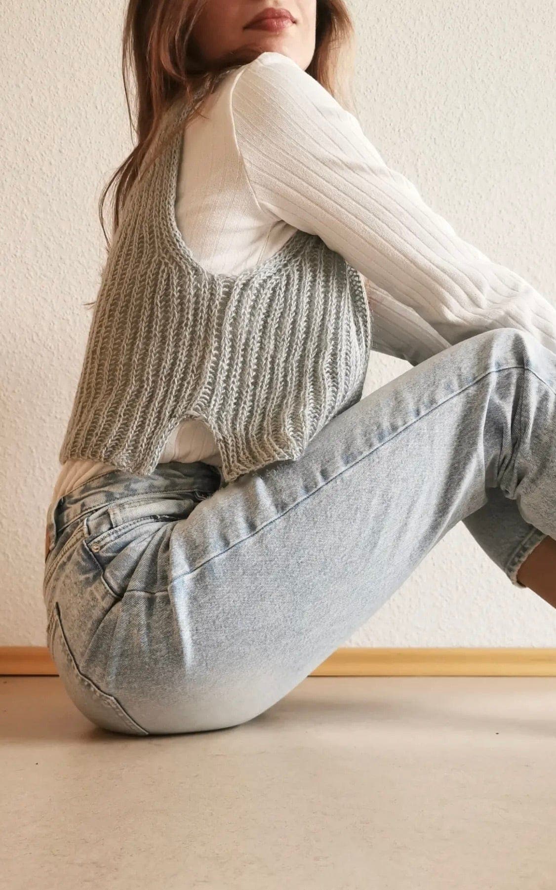 Fluffy Cloud Slipover - SILKHAIR - Strickset von ANN.KA.THRIN jetzt online kaufen bei OONIQUE