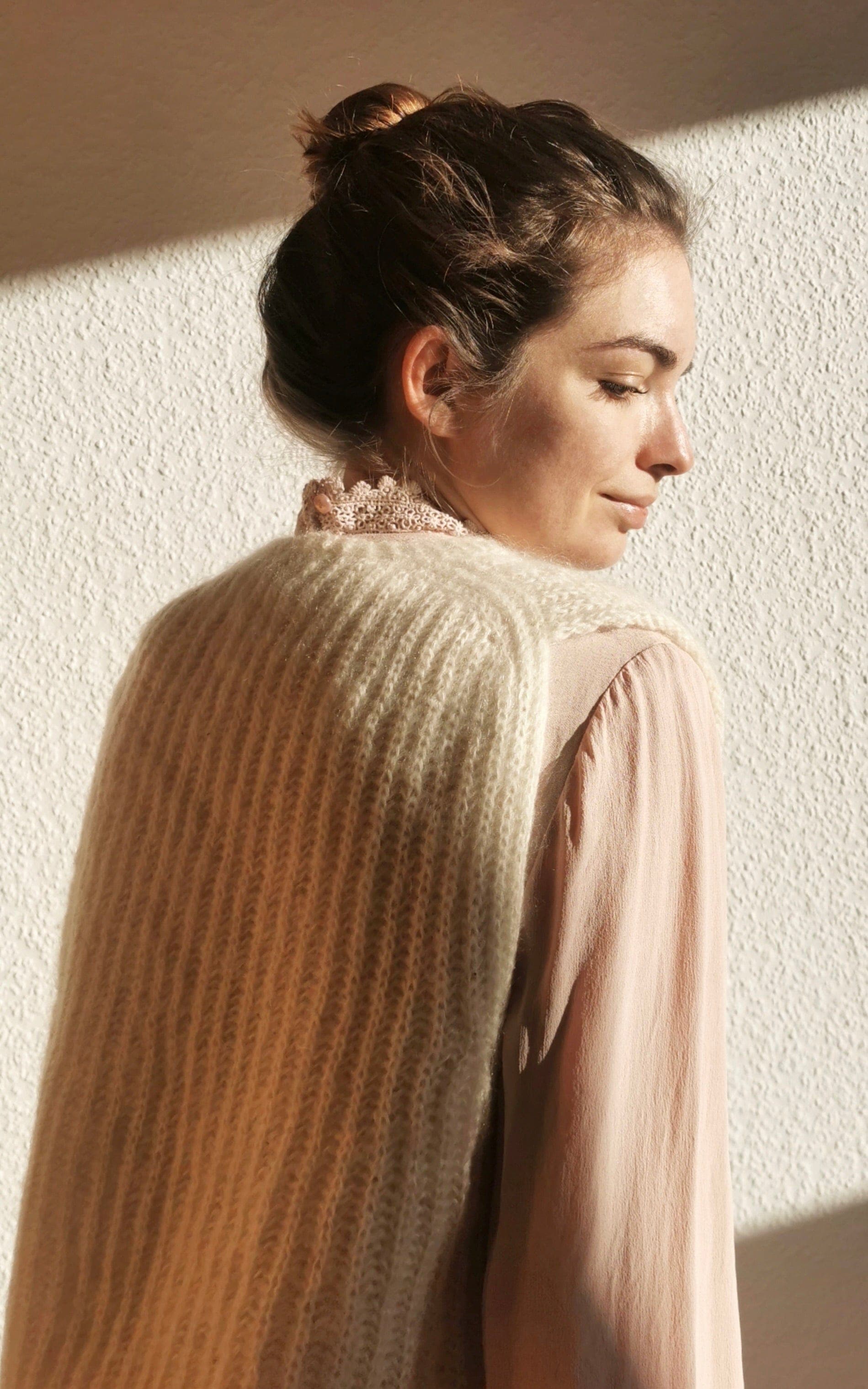 Fluffy Cloud Slipover - SILKHAIR - Strickset von ANN.KA.THRIN jetzt online kaufen bei OONIQUE