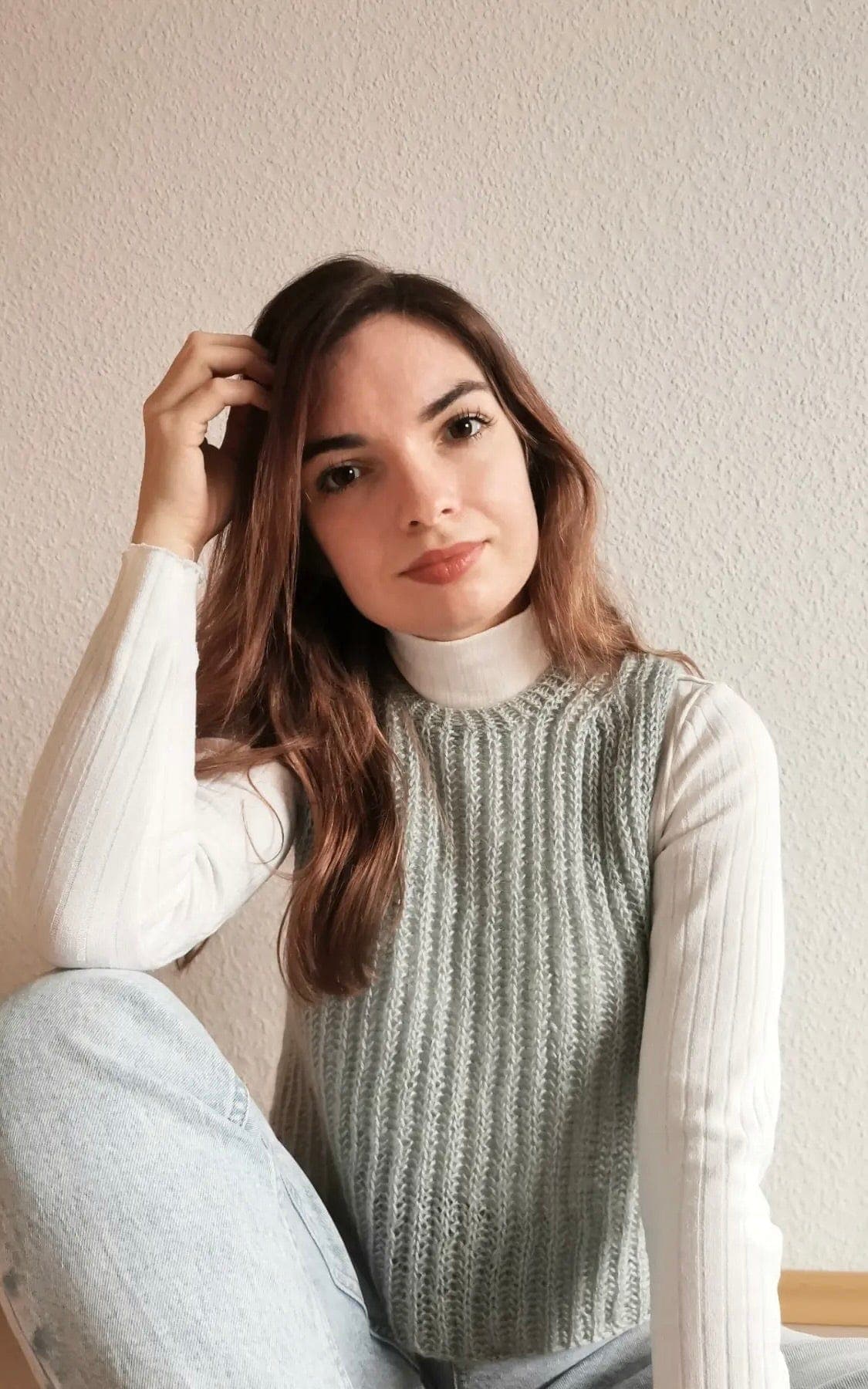 Fluffy Cloud Slipover - SILKHAIR - Strickset von ANN.KA.THRIN jetzt online kaufen bei OONIQUE