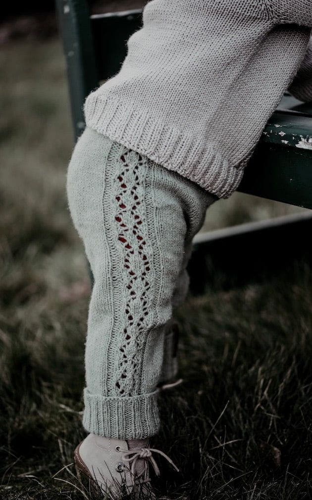 Wikinger Bukser - ANLEITUNG von APPELBANNE DESIGN jetzt online kaufen bei OONIQUE