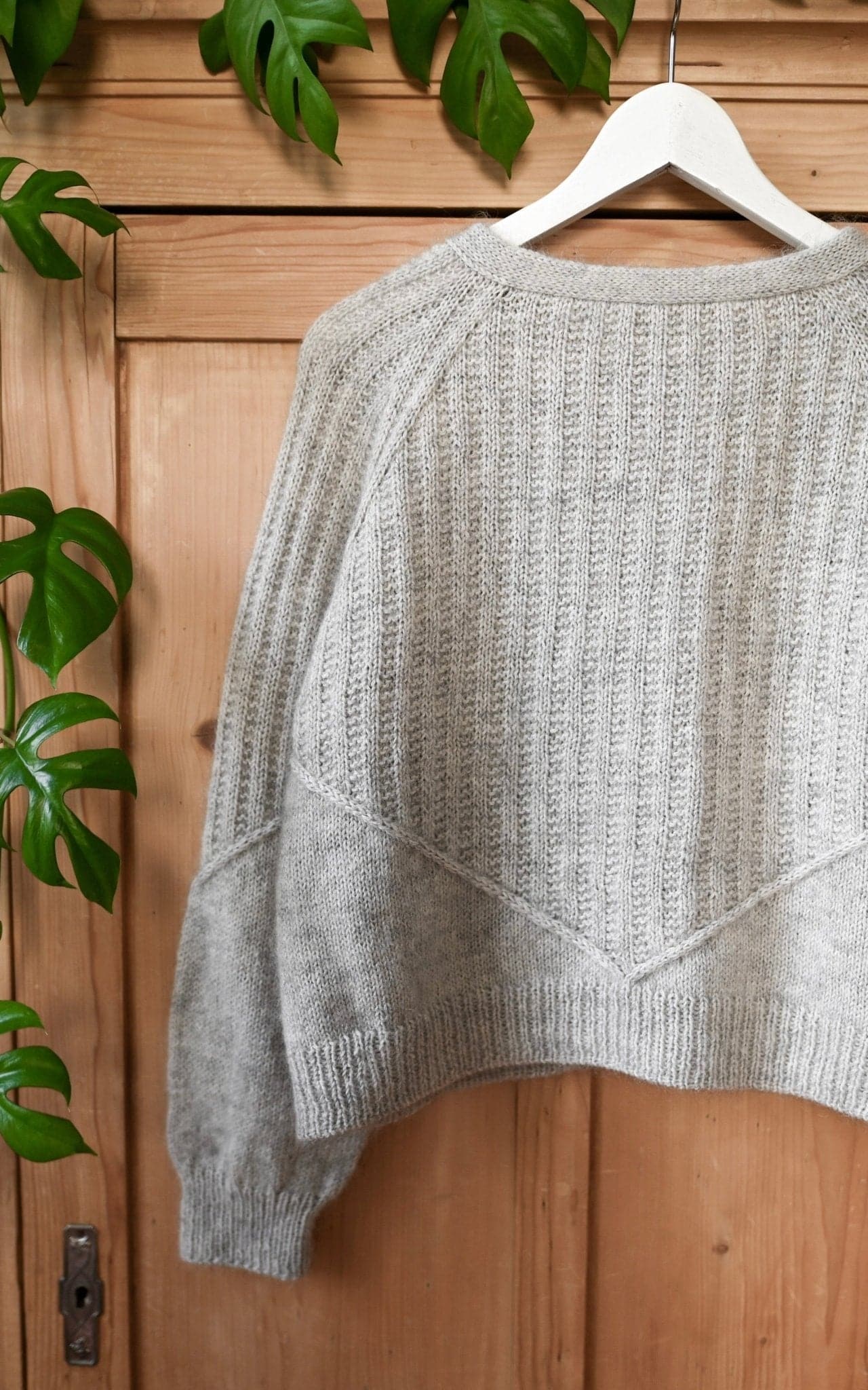 Cosmo Cardigan - TYNN SILK MOHAIR & SUNDAY EDITION - Strickset von RUST KNITWEAR jetzt online kaufen bei OONIQUE