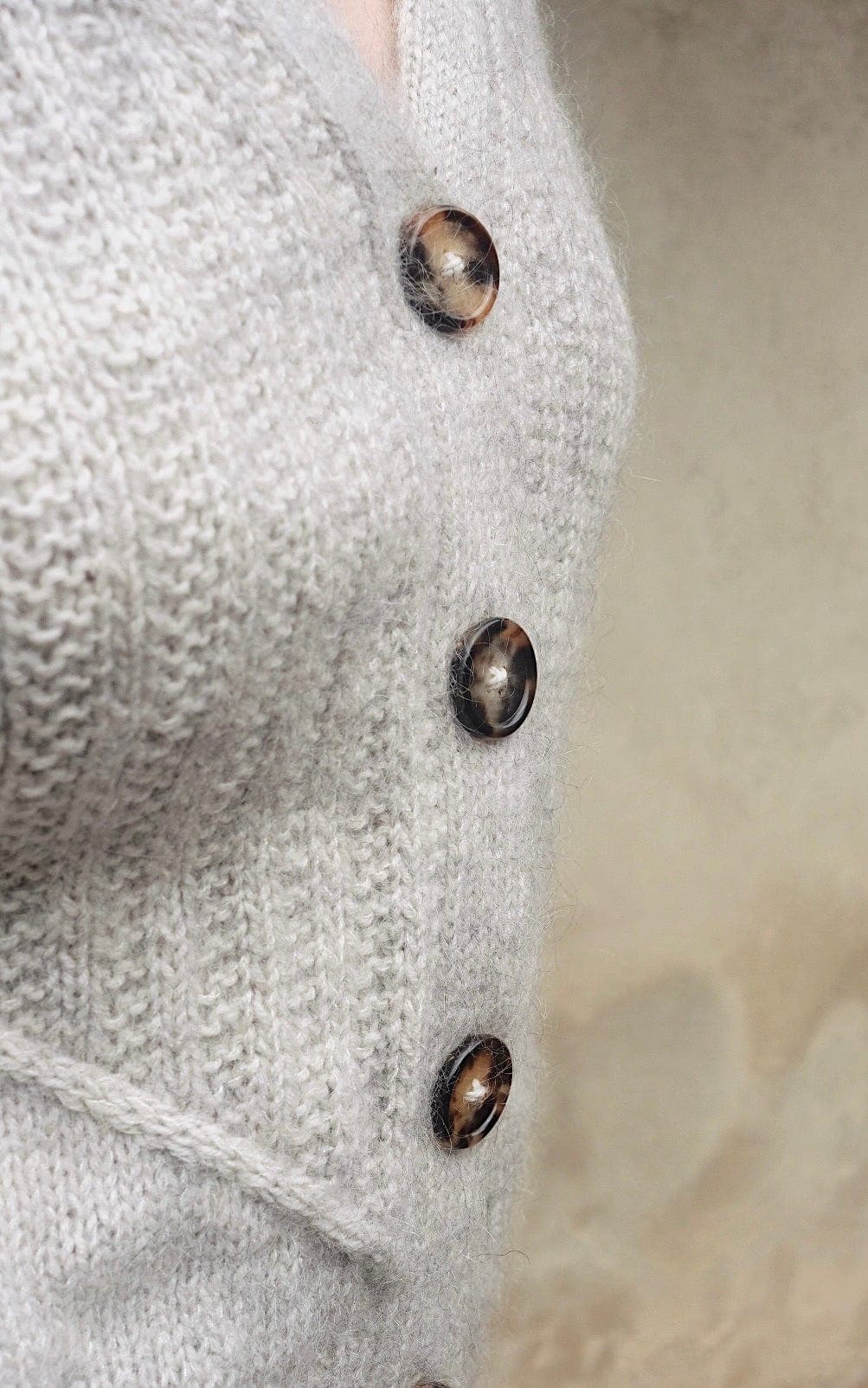 Cosmo Cardigan - TYNN SILK MOHAIR & SUNDAY EDITION - Strickset von RUST KNITWEAR jetzt online kaufen bei OONIQUE
