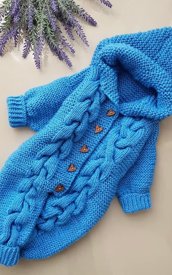 Babyoverall mit Zopfmuster - ECOPUNO - Strickset von CRISALINO jetzt online kaufen bei OONIQUE