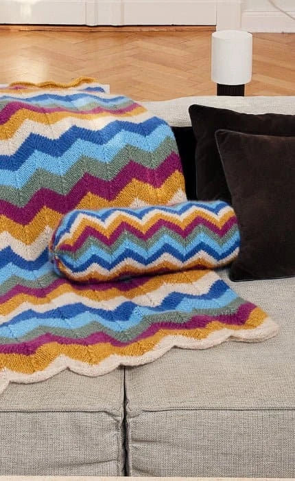 Gestreifte Nackenrolle im Zackenmuster - ALPACA AIR - Strickset von LANA GROSSA jetzt online kaufen bei OONIQUE