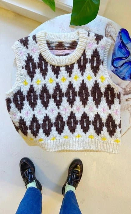 Hilda Slipover - PEER GYNT - Strickset von SPEKTAKELSTRIK jetzt online kaufen bei OONIQUE