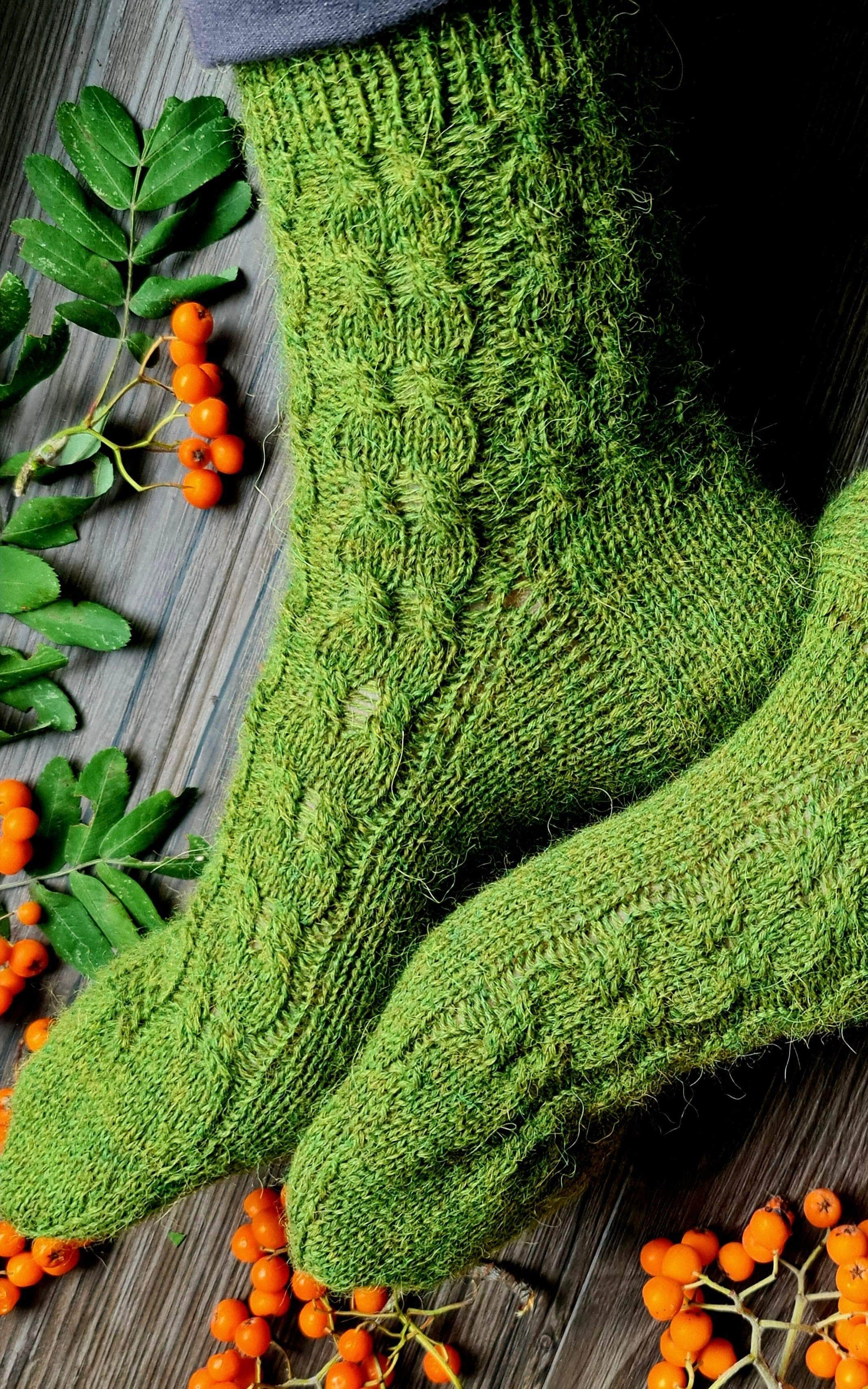 Caprilla Socks - ANLEITUNG von JOÉL JOÉL jetzt online kaufen bei OONIQUE